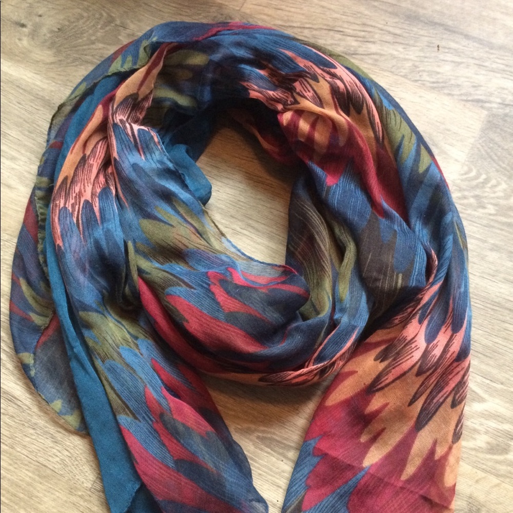 Painted winter scarf
